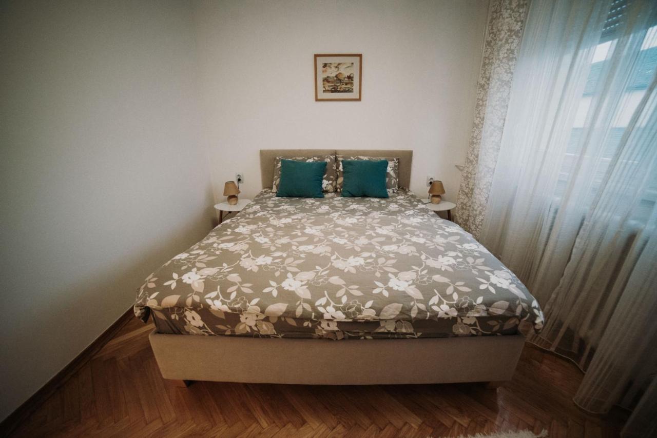 Modern Apartment Нови Сад Екстериор снимка
