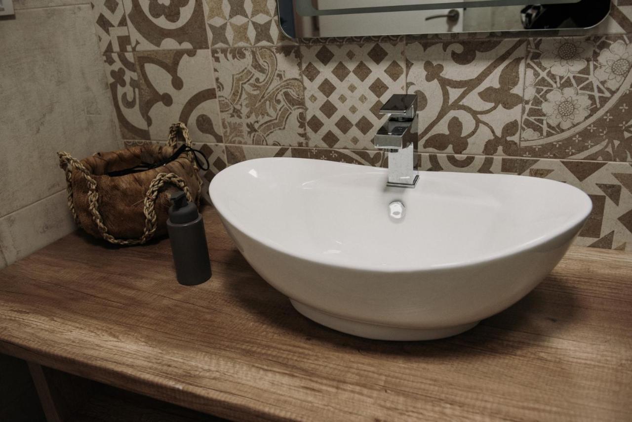 Modern Apartment Нови Сад Екстериор снимка