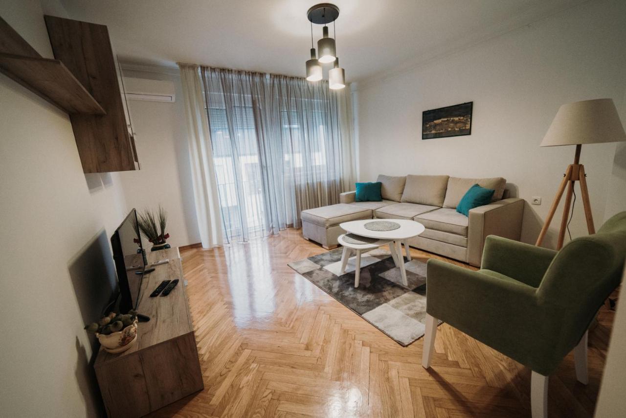 Modern Apartment Нови Сад Екстериор снимка
